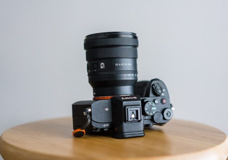 Review of the Sony FE PZ 16-35mm f/4 G Lens